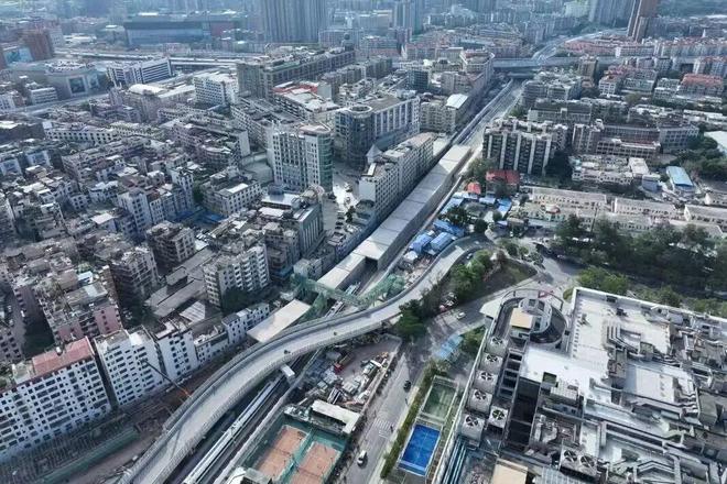 广州地铁客流破千万__2021广州地铁客流量