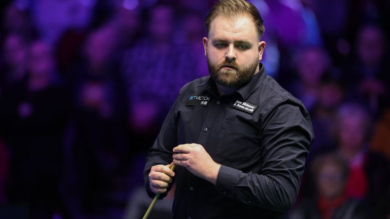 负胜00后联赛惊现爆冷的球员__对战00后谁赢了