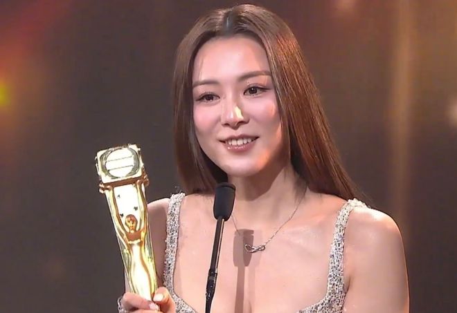 2010百度娱乐沸点颁奖礼_颁奖典礼红毯_