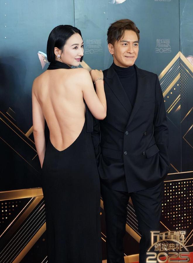 _颁奖典礼红毯_2010百度娱乐沸点颁奖礼