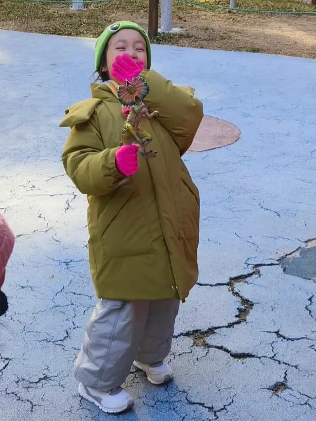 晒女儿玩的说说_女儿好玩的说说_