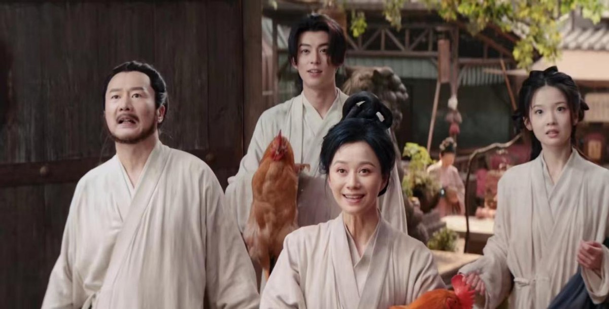 摇头晃脑与五官有关的词语__宝宝老是摇头晃脑的