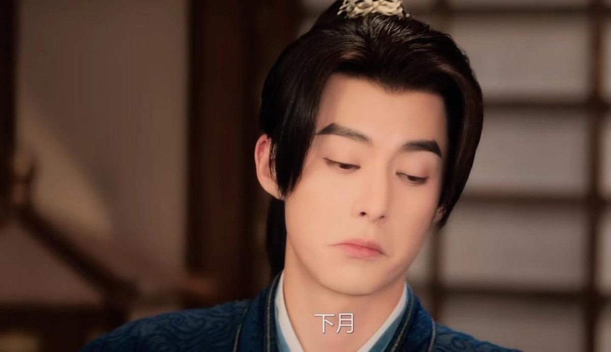 宝宝老是摇头晃脑的_摇头晃脑与五官有关的词语_