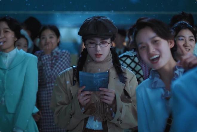 爱情剧《轧戏》官宣定档，陈晓旭卢昱晓领衔，东方卫视王炸来了_爱情剧《轧戏》官宣定档，陈晓旭卢昱晓领衔，东方卫视王炸来了_