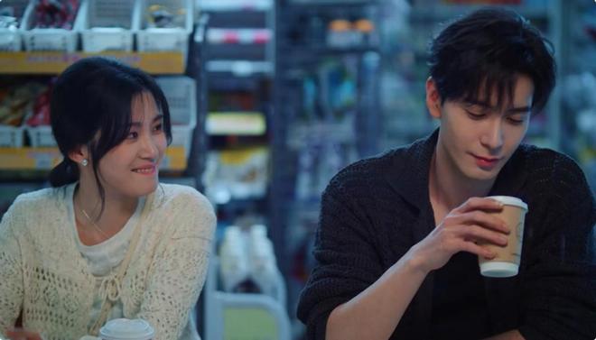 _爱情剧《轧戏》官宣定档，陈晓旭卢昱晓领衔，东方卫视王炸来了_爱情剧《轧戏》官宣定档，陈晓旭卢昱晓领衔，东方卫视王炸来了