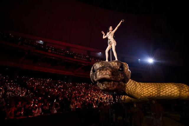 蔡依林迷幻造型__蔡依林惊艳瞬间