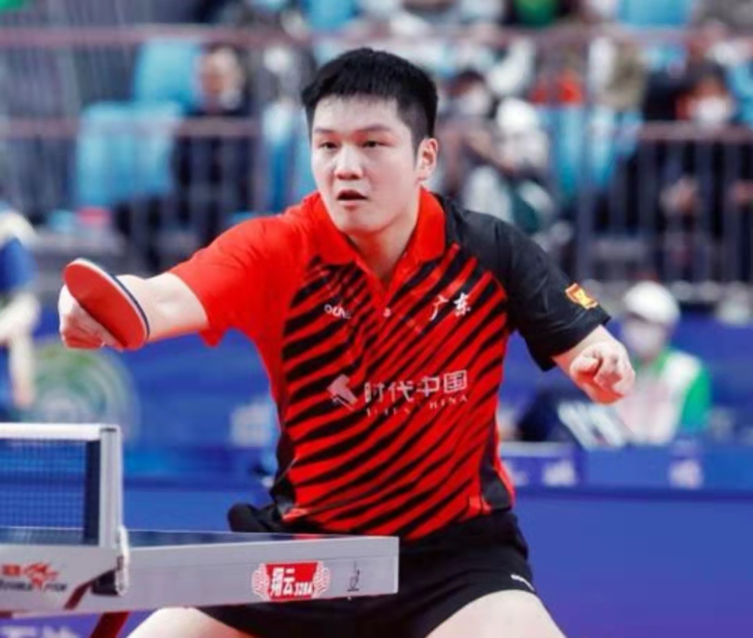 乒乓球莎莎_乒乓球莎莎对战藤的视频_