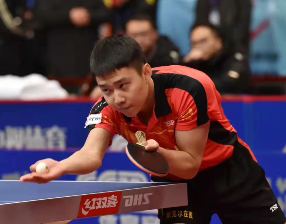 乒乓球莎莎_乒乓球莎莎对战藤的视频_