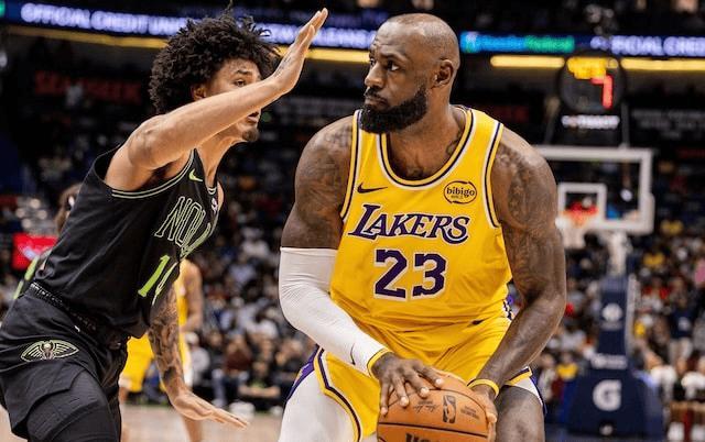 _詹姆斯到湖人第一年_詹姆斯湖人首战