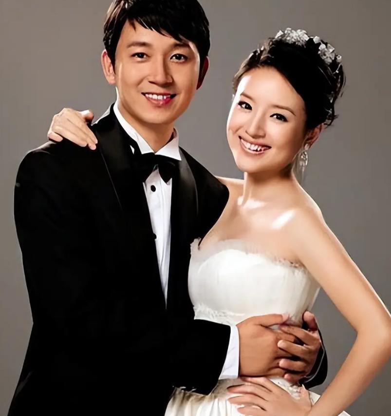 离婚13年，51岁潘粤明官宣喜讯：“没想到，人生真能好起来”__离婚13年，51岁潘粤明官宣喜讯：“没想到，人生真能好起来”