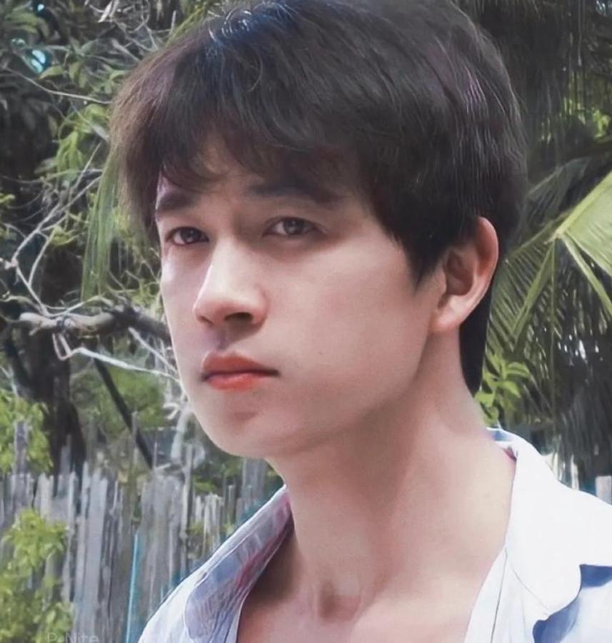 _离婚13年，51岁潘粤明官宣喜讯：“没想到，人生真能好起来”_离婚13年，51岁潘粤明官宣喜讯：“没想到，人生真能好起来”