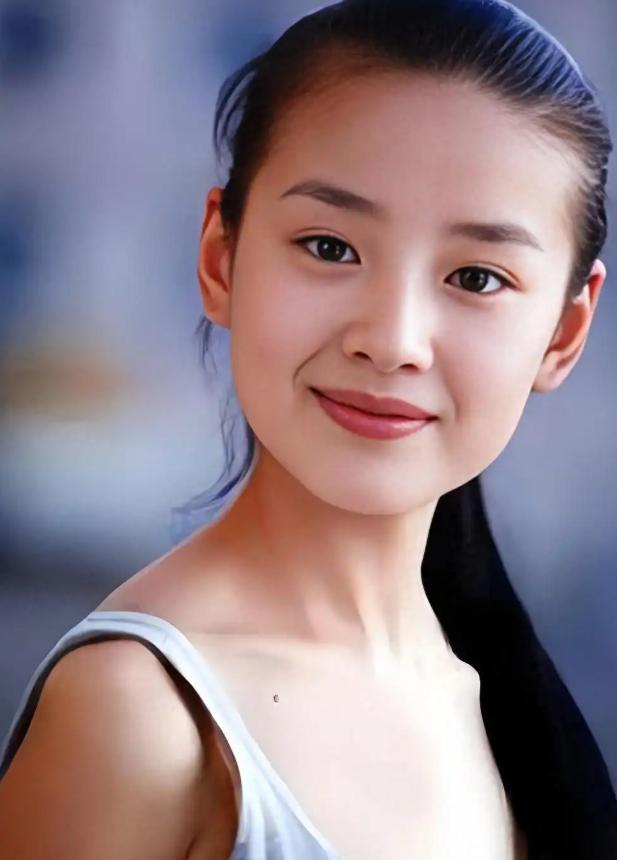 离婚13年，51岁潘粤明官宣喜讯：“没想到，人生真能好起来”_离婚13年，51岁潘粤明官宣喜讯：“没想到，人生真能好起来”_