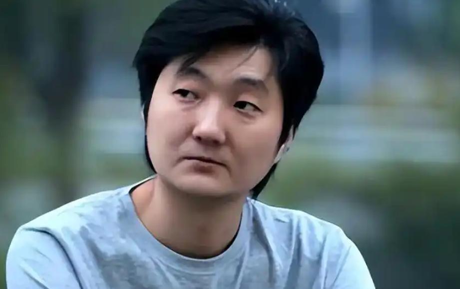 _离婚13年，51岁潘粤明官宣喜讯：“没想到，人生真能好起来”_离婚13年，51岁潘粤明官宣喜讯：“没想到，人生真能好起来”