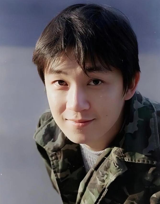 离婚13年，51岁潘粤明官宣喜讯：“没想到，人生真能好起来”_离婚13年，51岁潘粤明官宣喜讯：“没想到，人生真能好起来”_