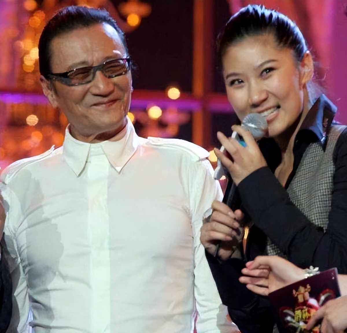 _被谢贤养了12年，用青春换来2000万的Coco，已经走上了另一条大道_被谢贤养了12年，用青春换来2000万的Coco，已经走上了另一条大道