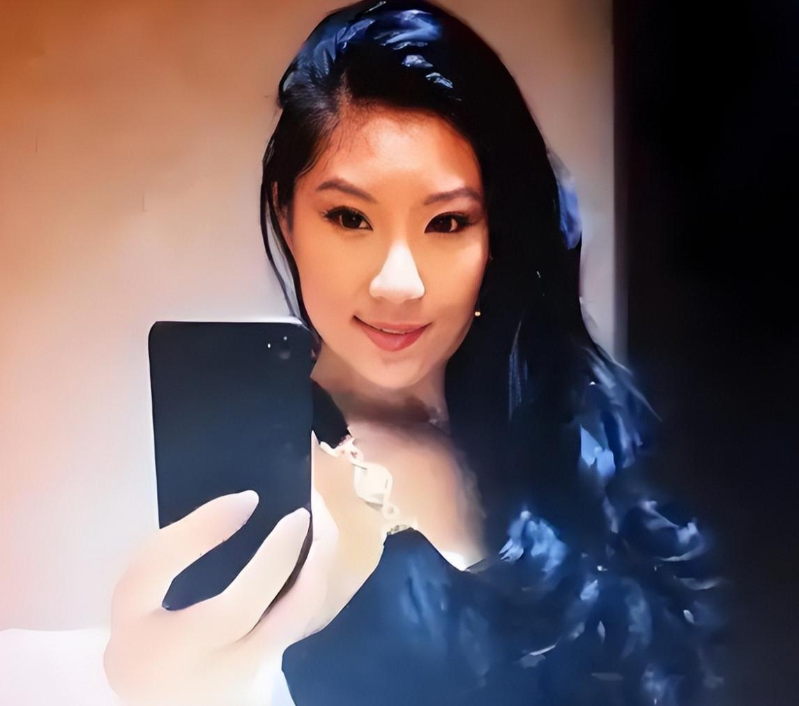 _被谢贤养了12年，用青春换来2000万的Coco，已经走上了另一条大道_被谢贤养了12年，用青春换来2000万的Coco，已经走上了另一条大道