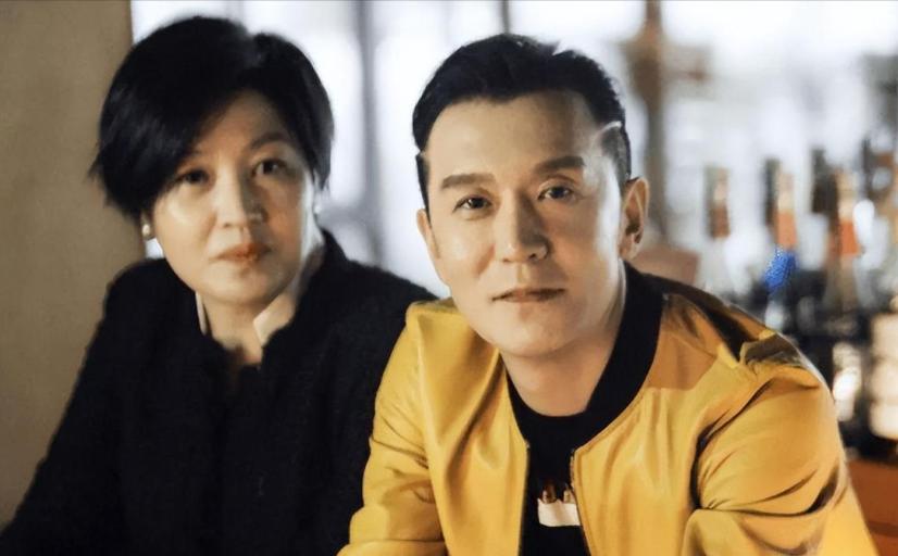 歌曲落叶_歌曲《落叶》钟丽燕_