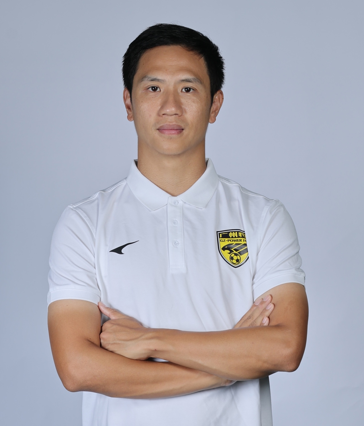 颠沛流离的黄佳强，退役转型了