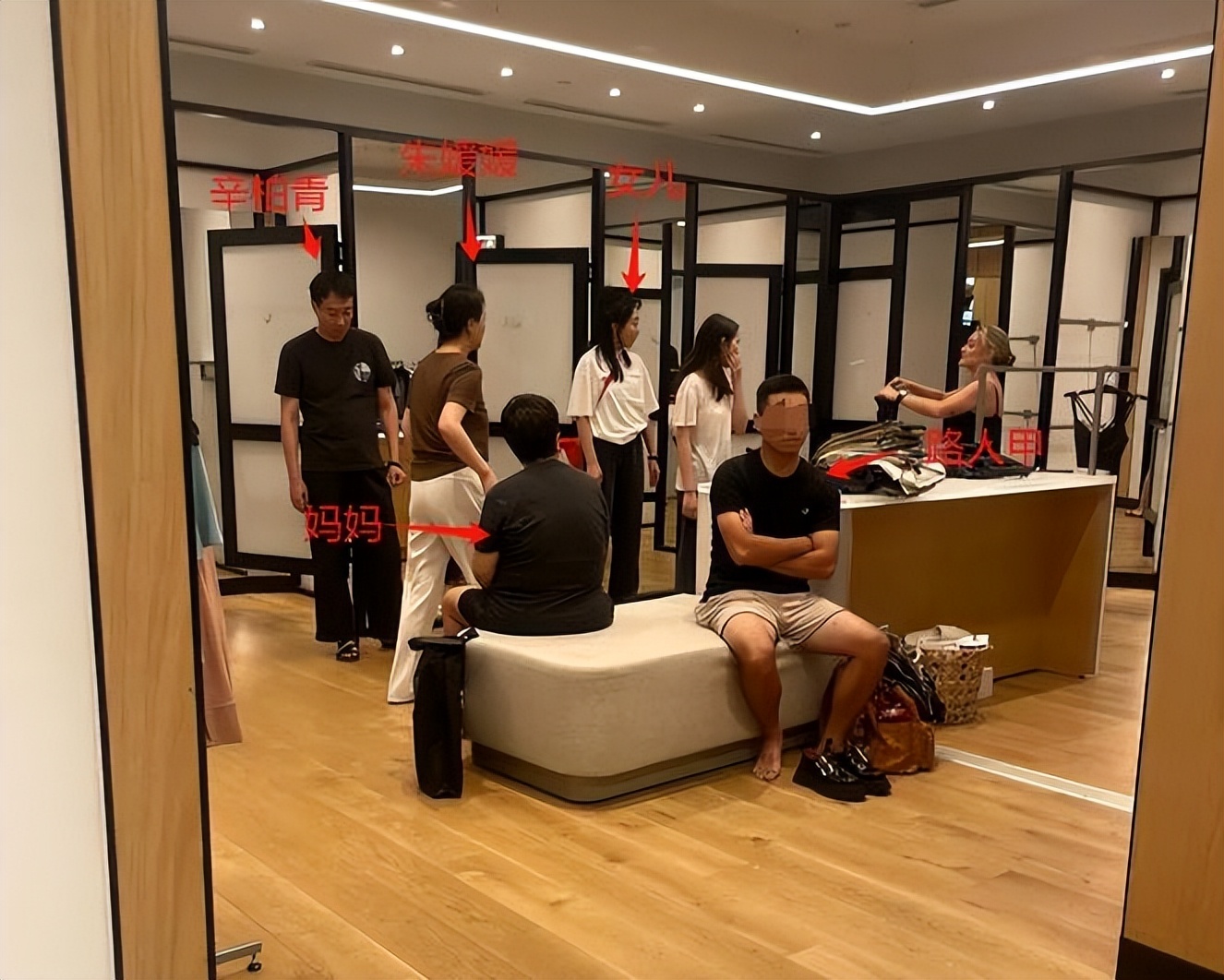 突发！51岁朱媛媛患癌病逝，辛柏青发讣告哀悼亡妻，女儿还未成年__突发！51岁朱媛媛患癌病逝，辛柏青发讣告哀悼亡妻，女儿还未成年