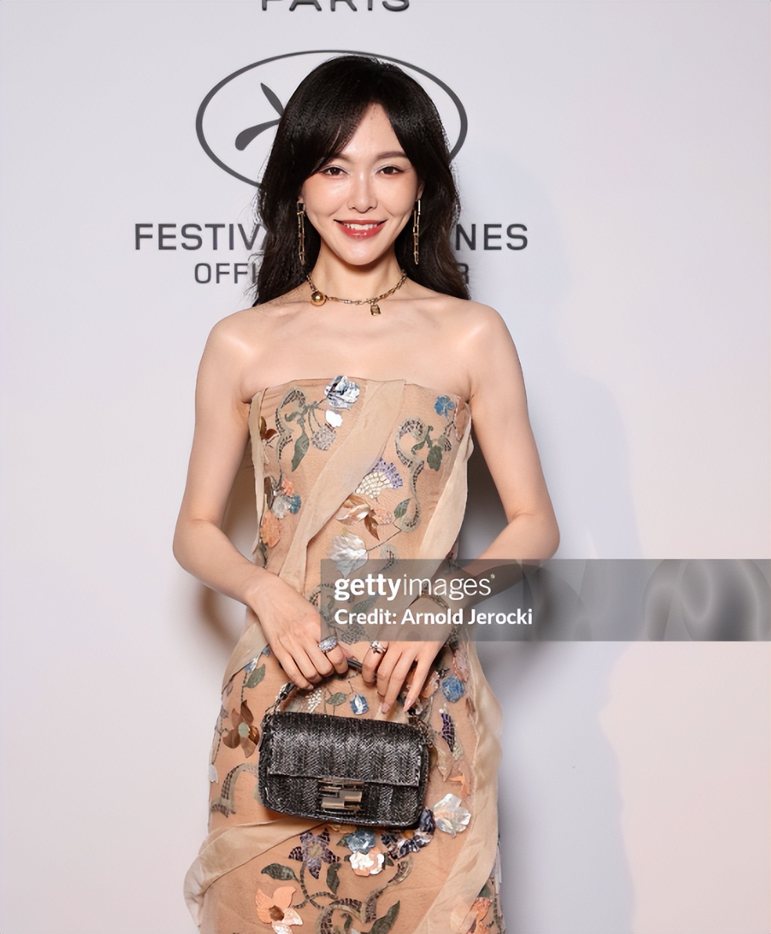 戛纳红毯是干什么的_戛纳红毯百度百科_