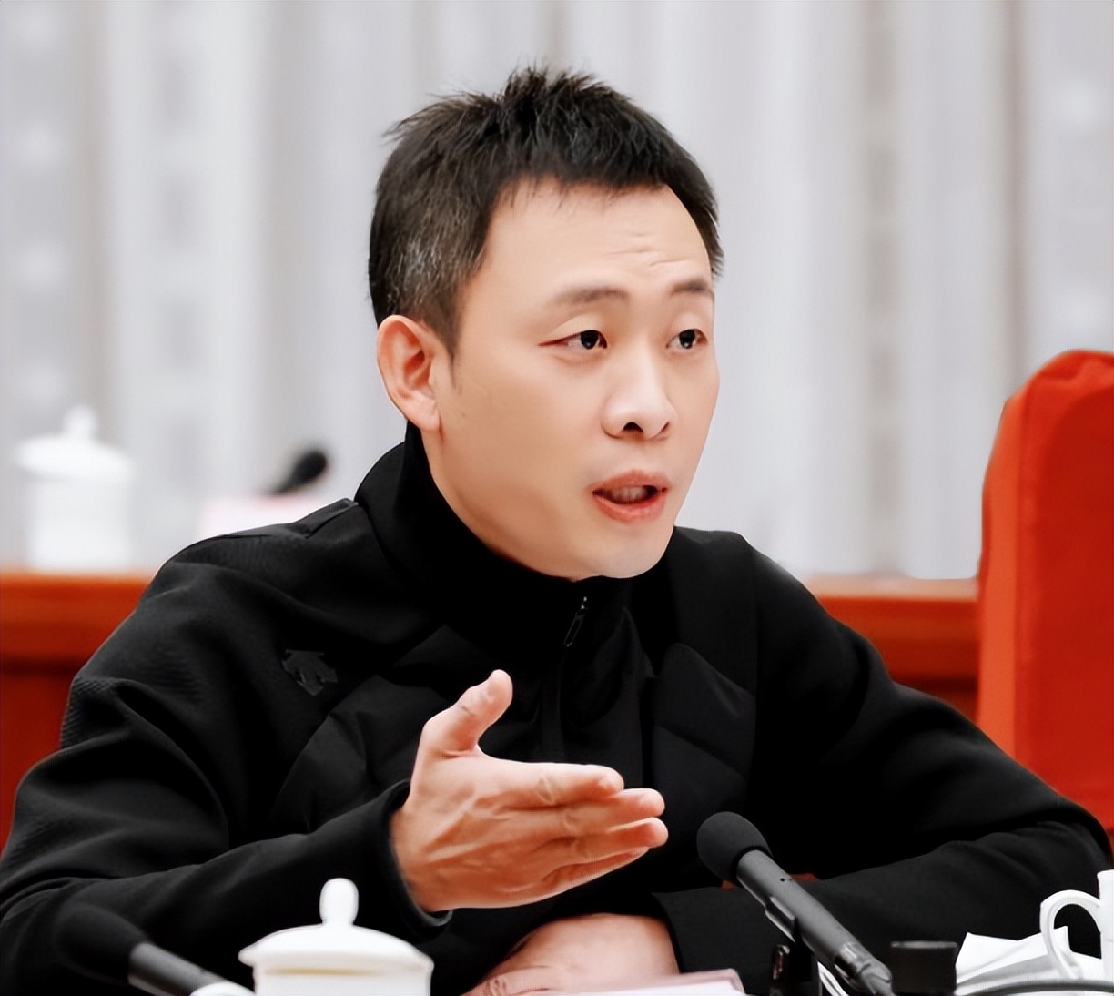 20年过去，王宝强和张译，终于一个活成许三多，一个活成了史今_20年过去，王宝强和张译，终于一个活成许三多，一个活成了史今_