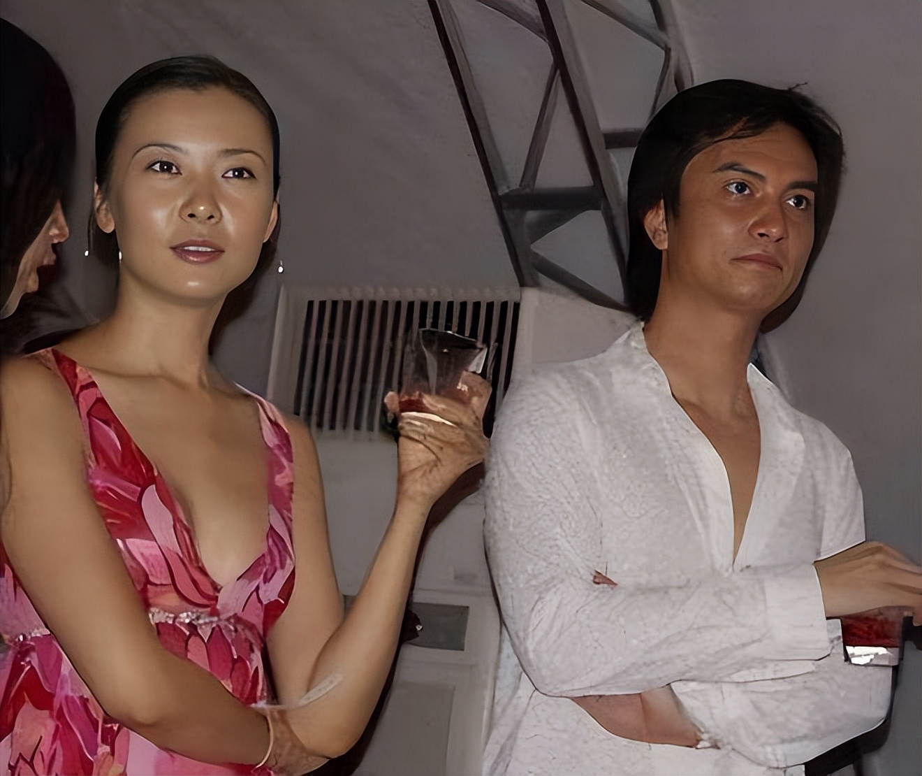 嫁天王先上学！柯蓝怒揭“豪门怀孕上位攻略”，向太发文力挺方媛__嫁天王先上学！柯蓝怒揭“豪门怀孕上位攻略”，向太发文力挺方媛