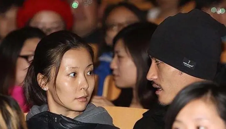 _嫁天王先上学！柯蓝怒揭“豪门怀孕上位攻略”，向太发文力挺方媛_嫁天王先上学！柯蓝怒揭“豪门怀孕上位攻略”，向太发文力挺方媛