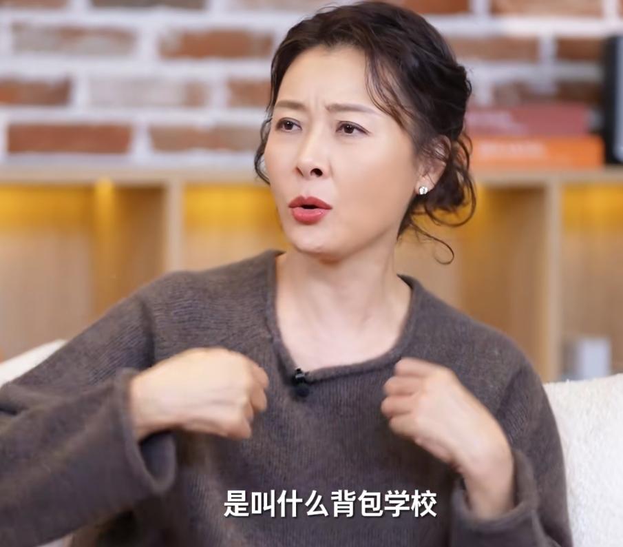 嫁天王先上学！柯蓝怒揭“豪门怀孕上位攻略”，向太发文力挺方媛__嫁天王先上学！柯蓝怒揭“豪门怀孕上位攻略”，向太发文力挺方媛