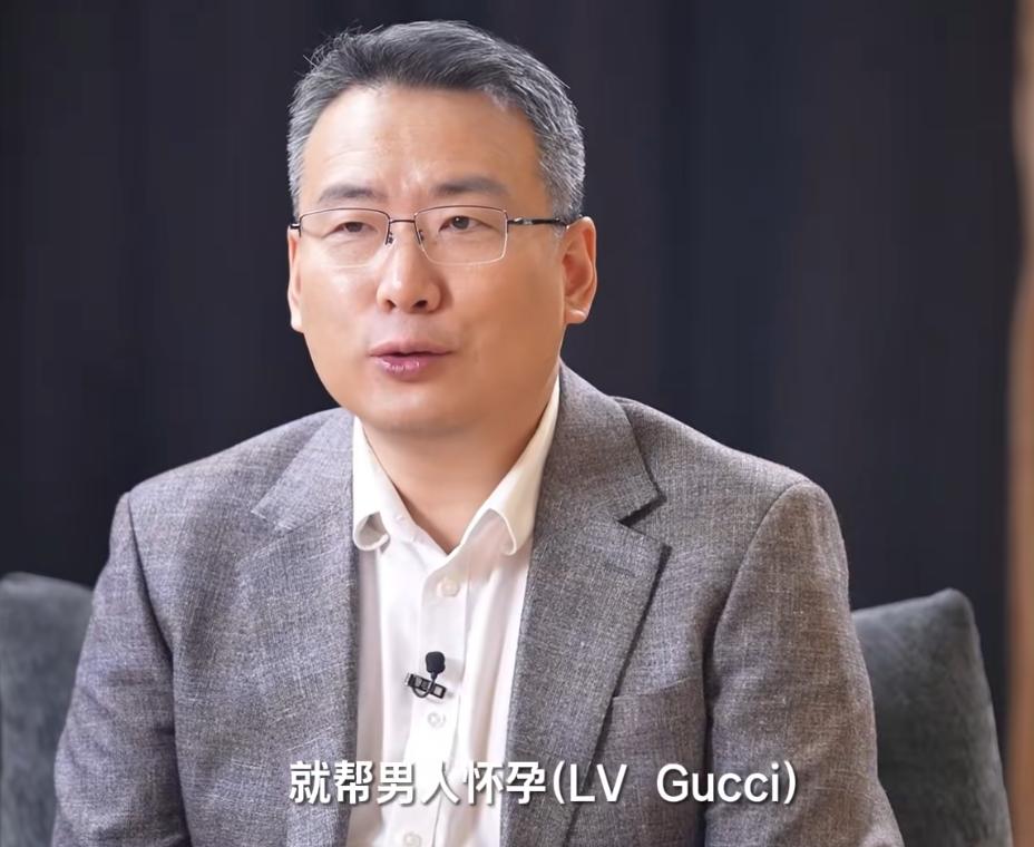 _嫁天王先上学！柯蓝怒揭“豪门怀孕上位攻略”，向太发文力挺方媛_嫁天王先上学！柯蓝怒揭“豪门怀孕上位攻略”，向太发文力挺方媛