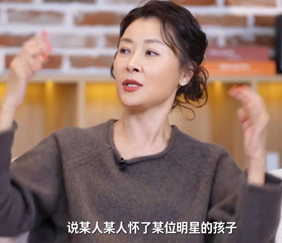 嫁天王先上学！柯蓝怒揭“豪门怀孕上位攻略”，向太发文力挺方媛__嫁天王先上学！柯蓝怒揭“豪门怀孕上位攻略”，向太发文力挺方媛