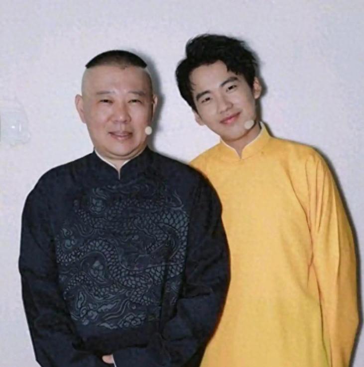 狐狸尾巴_狐狸尾巴终于藏不住了怎么解释_