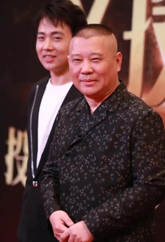 狐狸尾巴_狐狸尾巴终于藏不住了怎么解释_