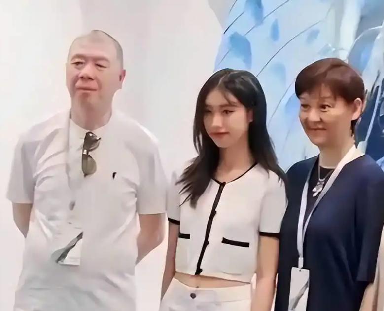 世上没有后悔药？离婚传闻真相大白后的徐帆，已经走了另一条路_世上没有后悔药？离婚传闻真相大白后的徐帆，已经走了另一条路_