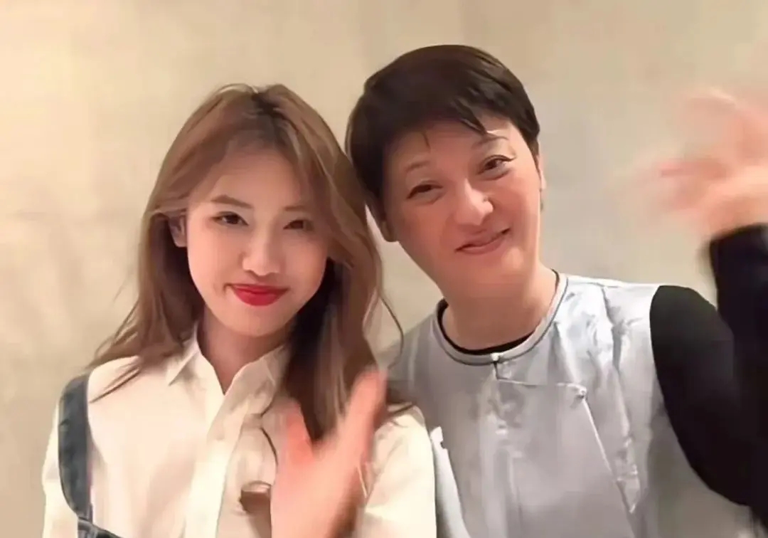 世上没有后悔药？离婚传闻真相大白后的徐帆，已经走了另一条路_世上没有后悔药？离婚传闻真相大白后的徐帆，已经走了另一条路_