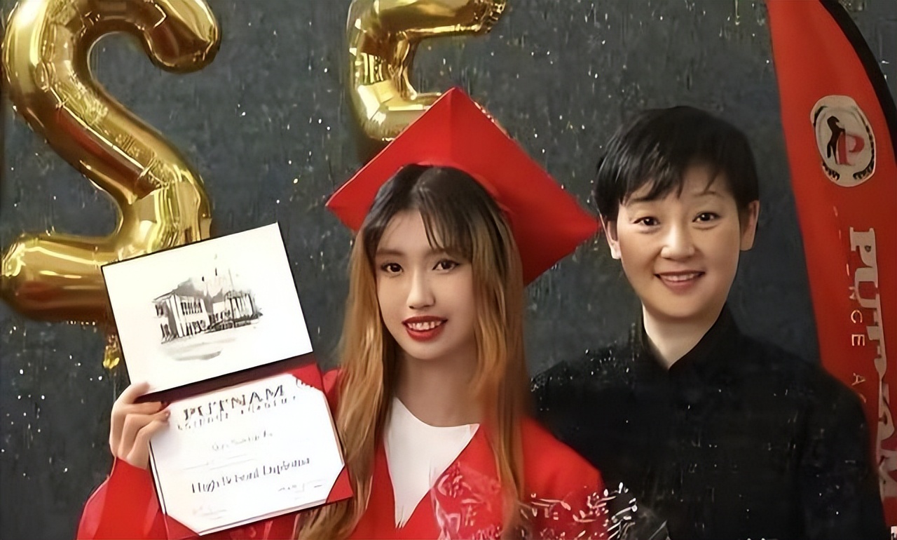 世上没有后悔药？离婚传闻真相大白后的徐帆，已经走了另一条路__世上没有后悔药？离婚传闻真相大白后的徐帆，已经走了另一条路