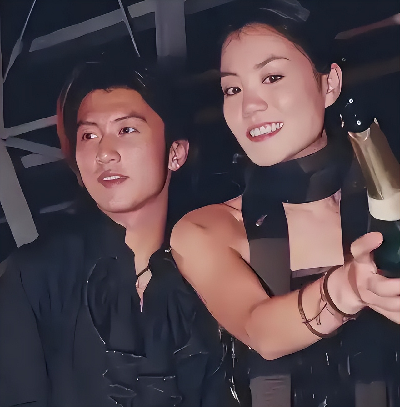 王菲谢霆锋结果_王菲谢霆锋怎么和好的_