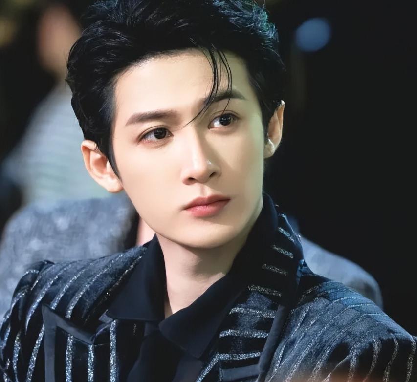 风波升级！司晓迪再爆猛料，檀健次、鹿晗被牵连，王安宇最冤枉！__风波升级！司晓迪再爆猛料，檀健次、鹿晗被牵连，王安宇最冤枉！