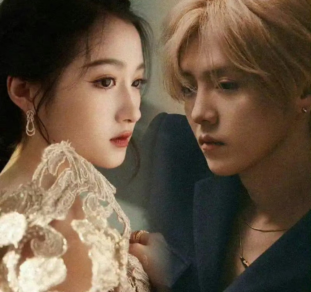 风波升级！司晓迪再爆猛料，檀健次、鹿晗被牵连，王安宇最冤枉！__风波升级！司晓迪再爆猛料，檀健次、鹿晗被牵连，王安宇最冤枉！