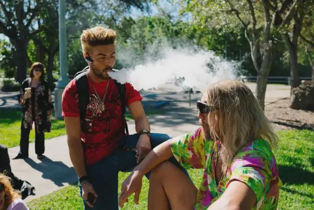 迈克尔贝客串__我想看迈克尔贝