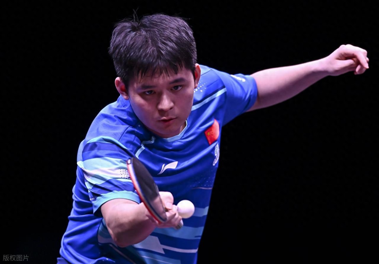 _剃光头比赛_总决赛被剃光头