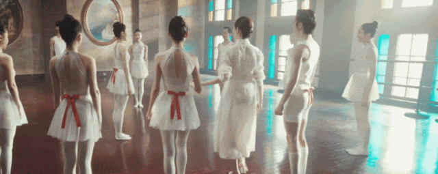 熊梓淇彭昱畅拍摄广告__你一定彭昱畅