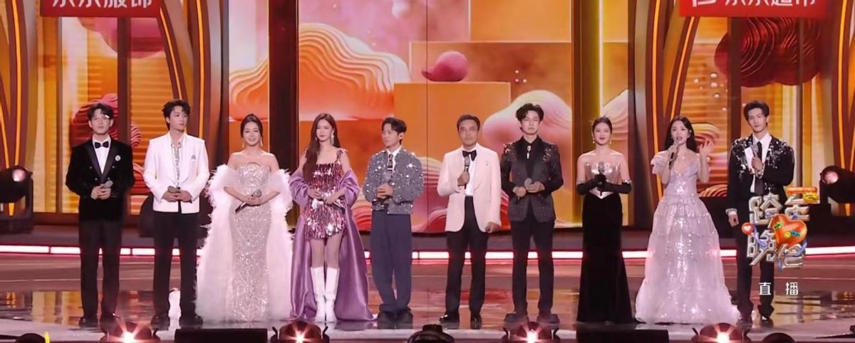 _湖南台元旦跨年晚会_湖南卫视跨年晚会开场舞是谁