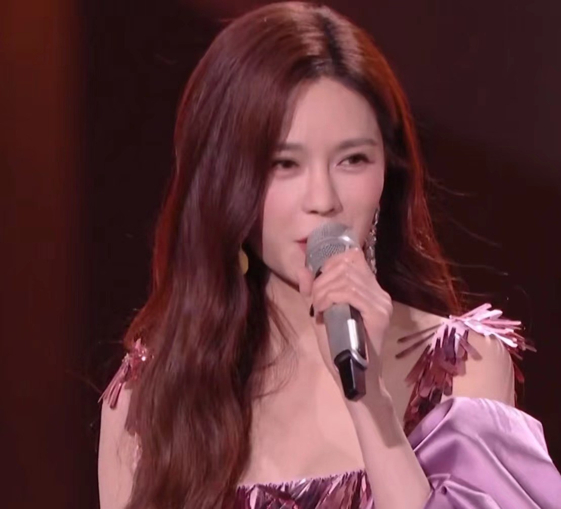 _湖南台元旦跨年晚会_湖南卫视跨年晚会开场舞是谁