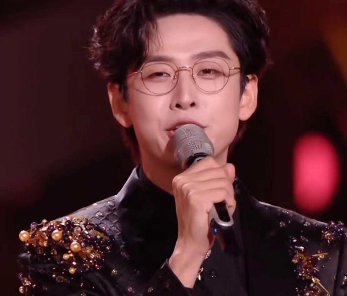 湖南台元旦跨年晚会__湖南卫视跨年晚会开场舞是谁