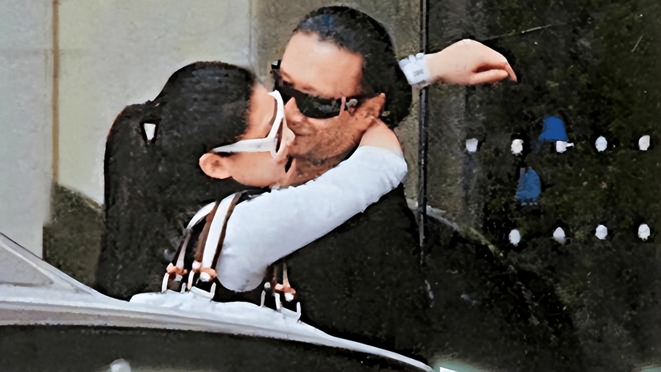 谢贤的男朋友_谢贤新女友发生_