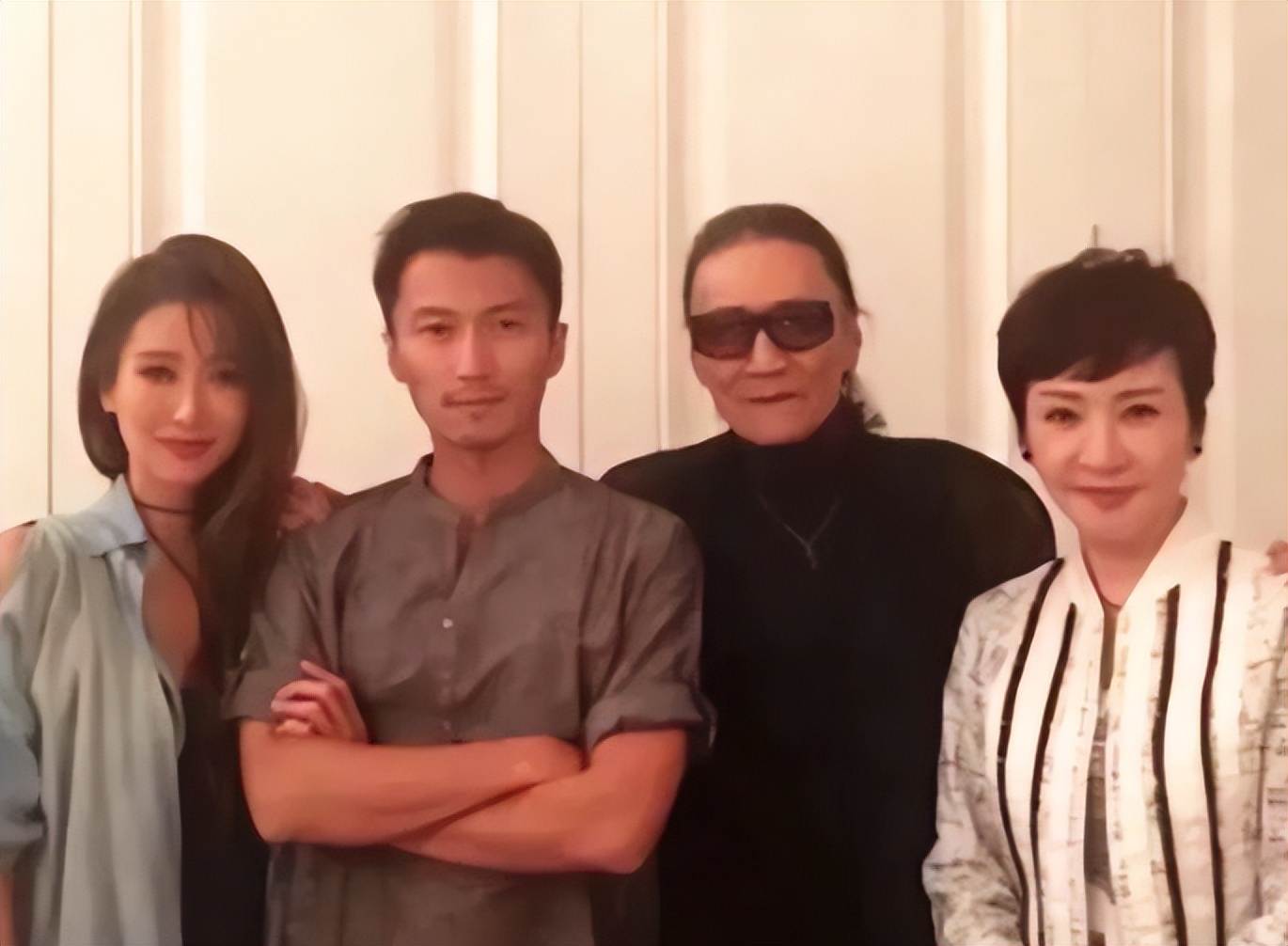 _谢贤的男朋友_谢贤新女友发生