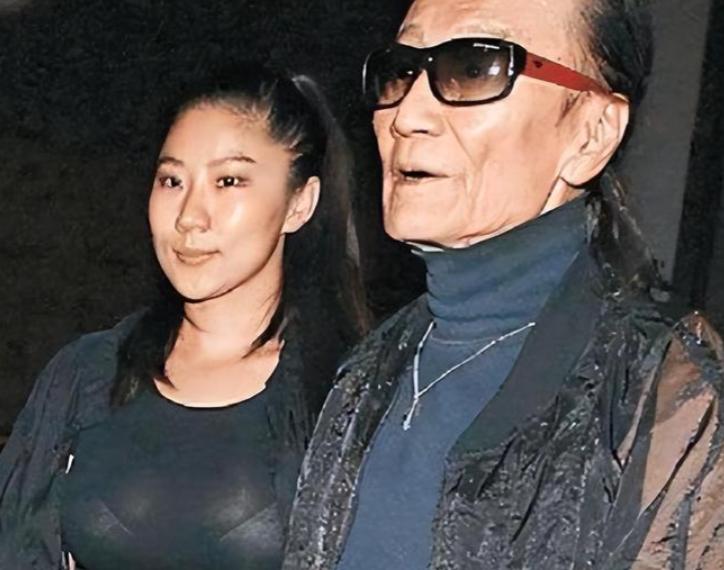 谢贤新女友发生_谢贤的男朋友_