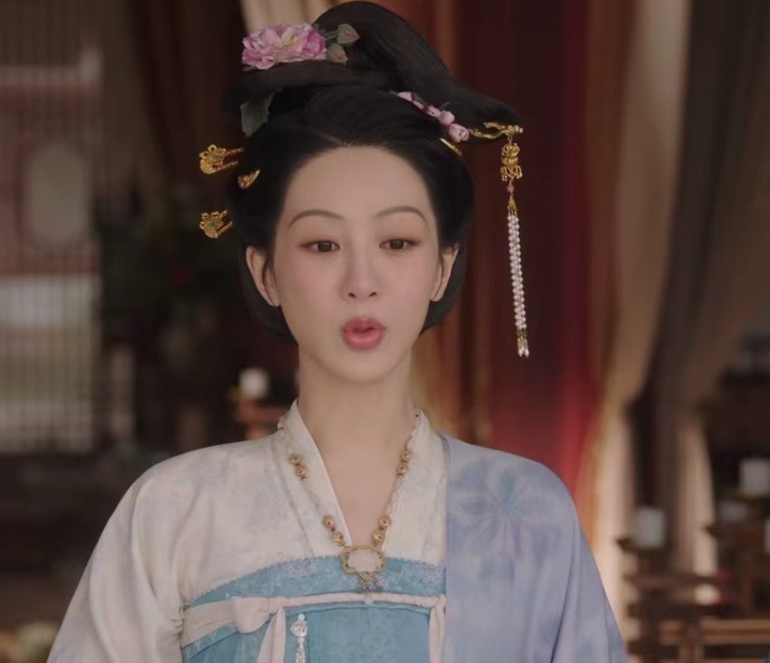 有个电视剧叫什么芳华__放点古装电视剧