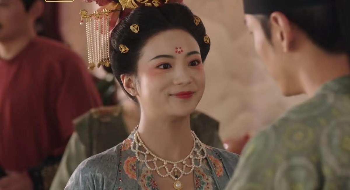 放点古装电视剧__有个电视剧叫什么芳华