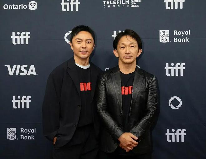 周星驰谢霆锋_周星驰谢霆锋同框_